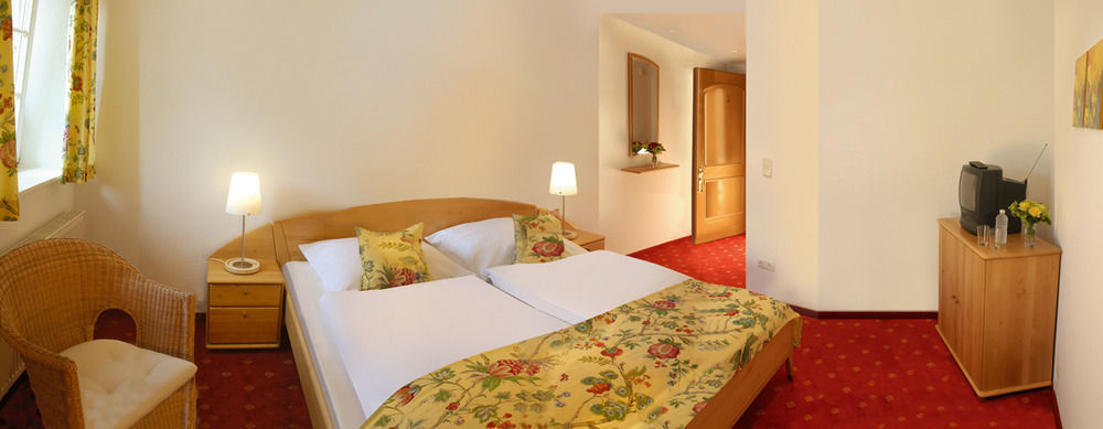 Landgasthof Und Hotel Weisser Lowe Eckental Ngoại thất bức ảnh