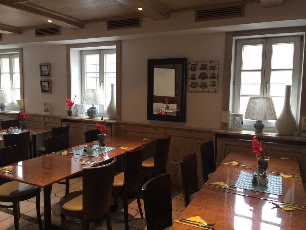 Landgasthof Und Hotel Weisser Lowe Eckental Ngoại thất bức ảnh